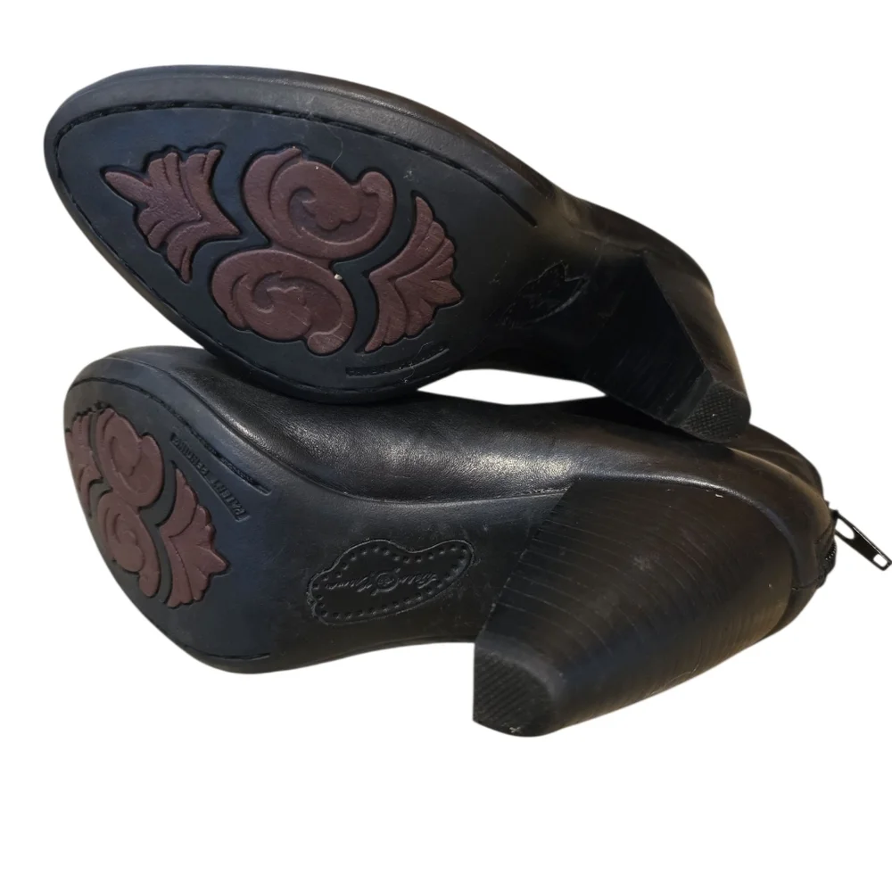 Black Ankle Boots Born Shoes Size 6